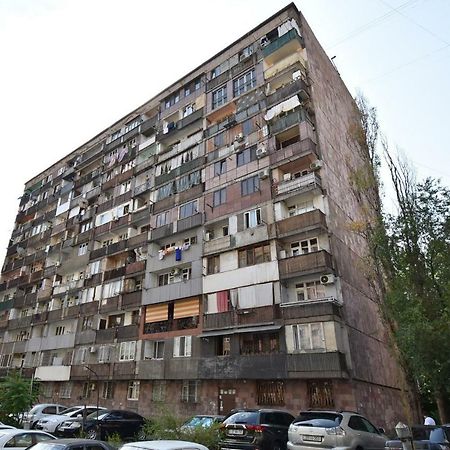 Apartments In Center Of Yerevan,Koghbatsi 1A Street Εξωτερικό φωτογραφία